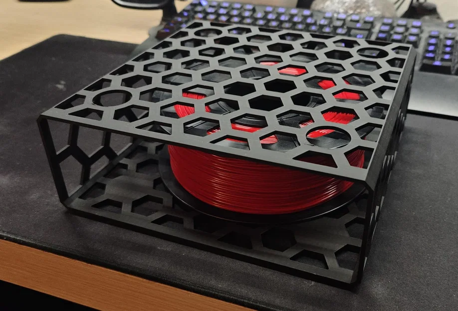 Tháp lưu trữ filament Regal Filament Tower - Image 1