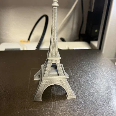 Tháp Eiffel, mô hình in 3D chân thực