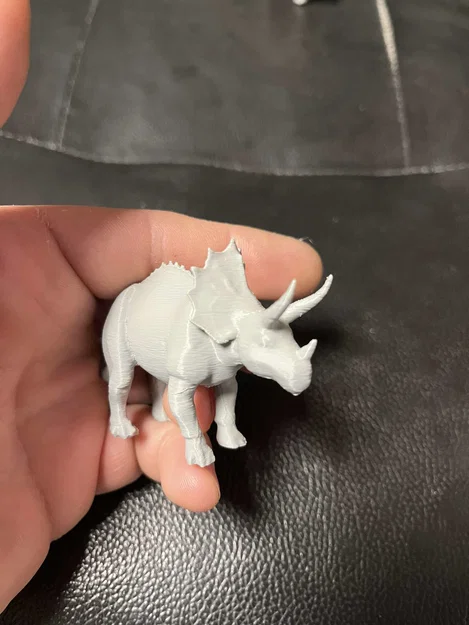 Mô hình khủng long Triceratops - Image 2