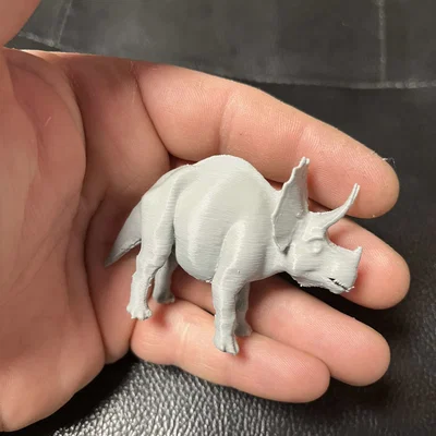 Mô hình khủng long Triceratops