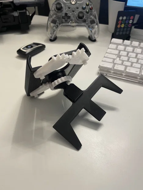 Đầu chuyển đổi giá điện thoại vào khe CD ô tô tiện lợi - Image 1