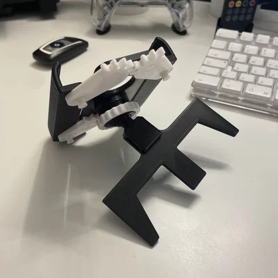 Đầu chuyển đổi giá điện thoại vào khe CD ô tô tiện lợi