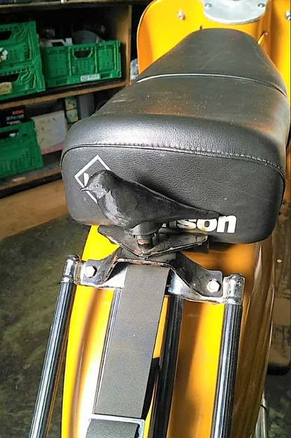 Nút Che Lốc Máy Simson Schwalbe - Image 2