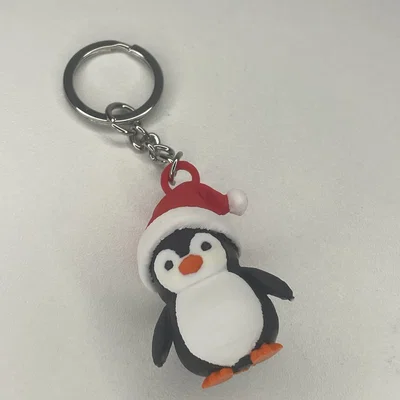 Mô hình chim cánh cụt đội mũ Noel trang trí Giáng sinh cực đáng yêu