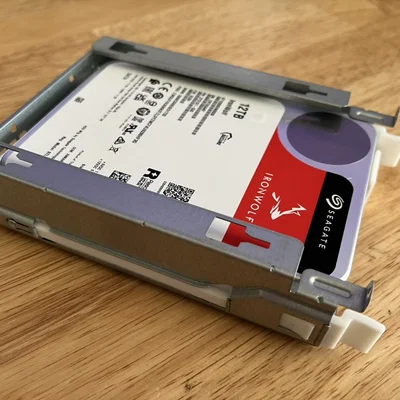 Khay Gắn Ổ Cứng Dell 3.5 Inch Caddy 65KHD