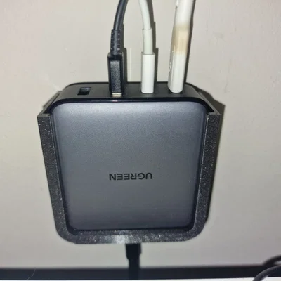 Giá treo tường và để bàn cho bộ sạc nhanh Ugreen Nexode 65W