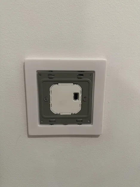 Đế gắn tường chuẩn Mỹ cho NS Panel Pro - Image 4