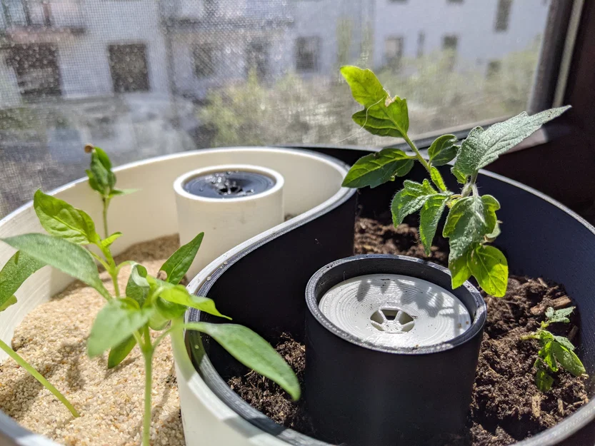 Chậu cây Âm Dương (có tính năng tự tưới nước) - Image 1