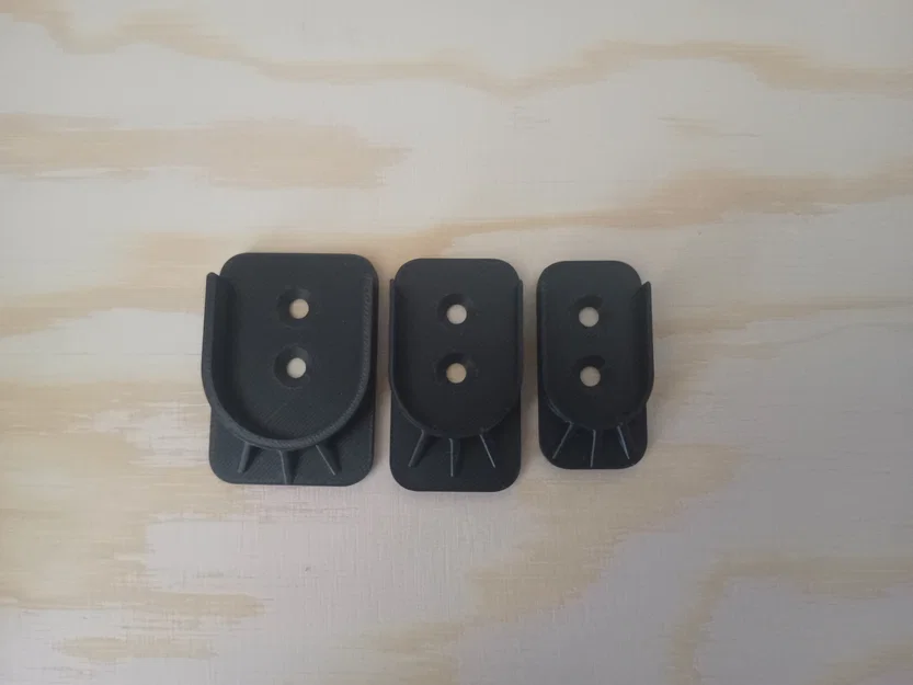 Giá treo đồ cho tủ quần áo (Vešiakový Držiak) - Image 1