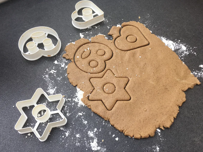 Bộ khuôn cắt bánh gừng hình Trái tim, Bánh quy xoắn và Ngôi sao - Image 1