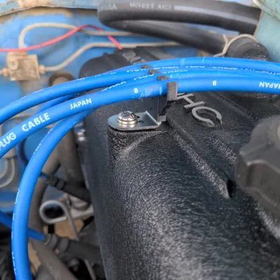 Bát giữ dây phin (Spark Plug Wire Holder) cho Datsun 620