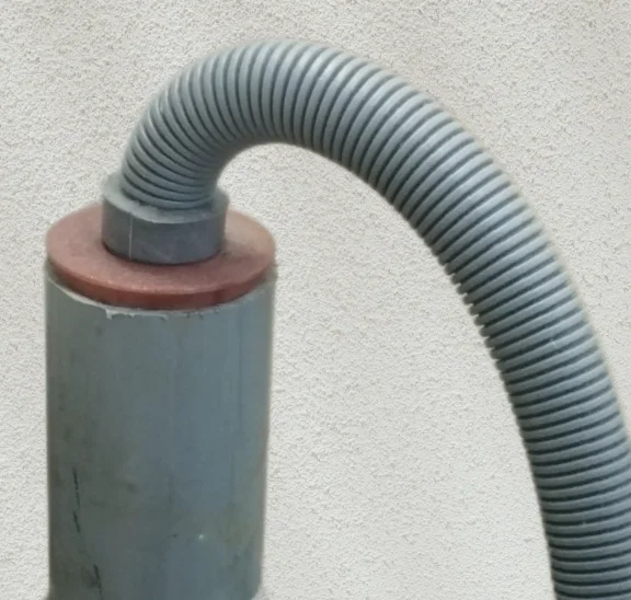 Đầu nối ống thoát nước máy giặt - Image 1