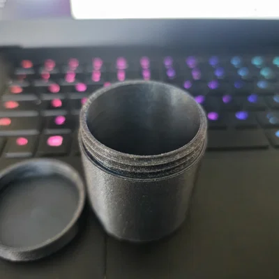 Hũ nắp vặn (Screw top container)