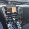 Ngàm gắn giá đỡ điện thoại nam châm cho bảng điều khiển trung tâm Passat B8 - Thumbnail 1