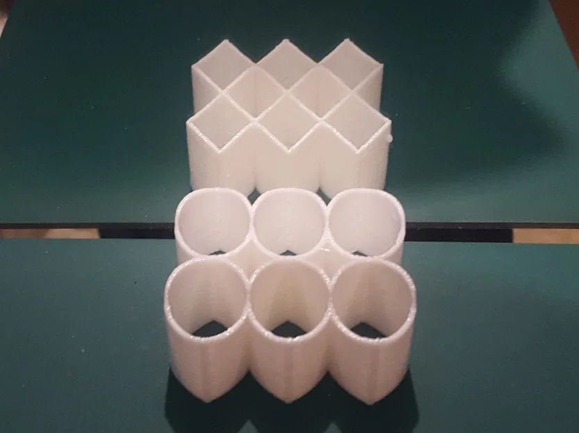 The Squarcle (Mô hình ảo ảnh thị giác 3D) - Image 1
