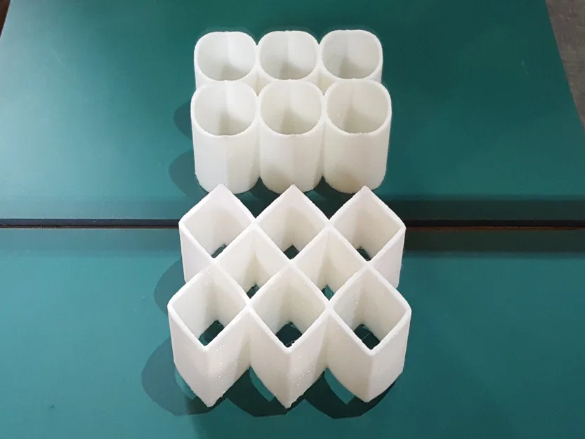The Squarcle (Mô hình ảo ảnh thị giác 3D) - Image 2