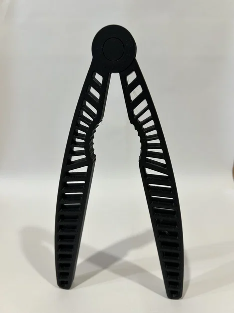 Dụng cụ kẹp hạt đa năng Nutcracker thiết kế Print-in-place cực tiện lợi - Image 2
