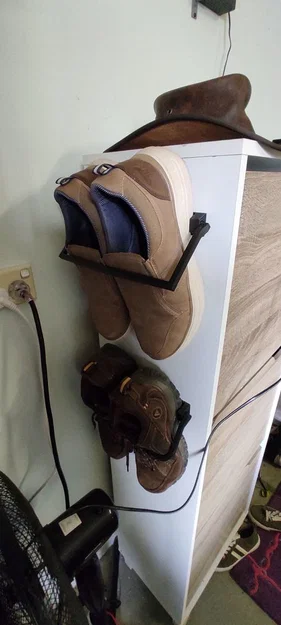 Shoe Rack - Kệ Treo Giày Tiện Lợi Gắn Tường - Image 1