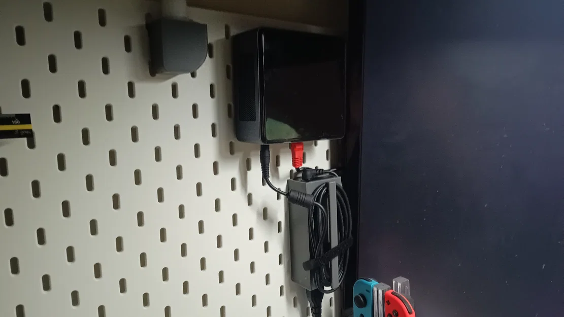 Giá đỡ gắn Intel NUC lên bảng Ikea Skadis - Image 2