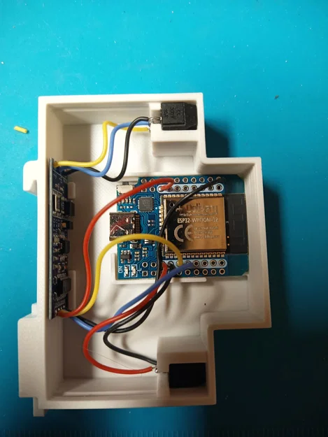 Vỏ hộp ESP32 gắn DIN rail (hỗ trợ RS485) - Image 1