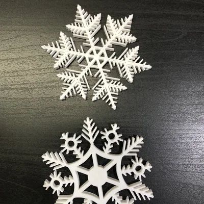 Hoa tuyết trang trí (Snowflakes)