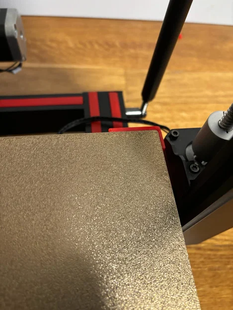 Kẹp cố định tấm nền bàn in cho Anycubic Kobra 2 Plus - Image 3