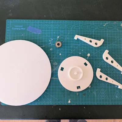 Bàn xoay tự chế hỗ trợ sơn mô hình 3D (3D Printed Painting Turntable)