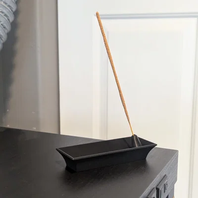 Khay cắm nhang (Incense Tray) tối giản, tiện lợi cho không gian sống