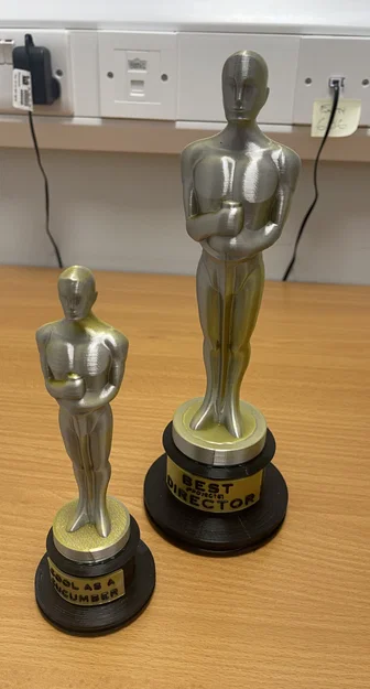 Tượng Oscar Giải Thưởng Văn Phòng (Office Award Oscar Statues) - Image 1