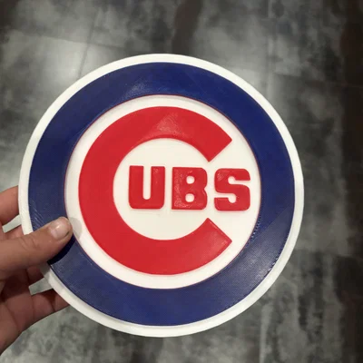 Tranh treo tường Logo Chicago Cubs - In 3 màu với máy 1 đầu đùn