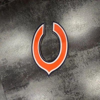 Tranh treo tường logo chữ "C" của Chicago Bears in 3 màu bằng 1 đầu đùn
