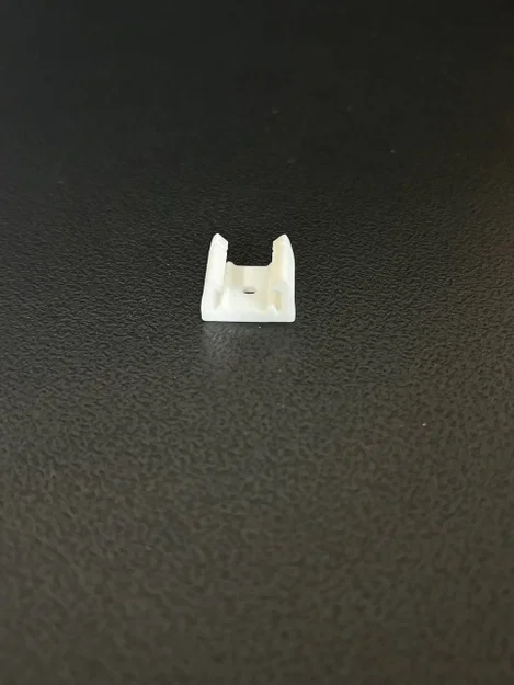 Kẹp dây đèn Govee LED strip - Image 1