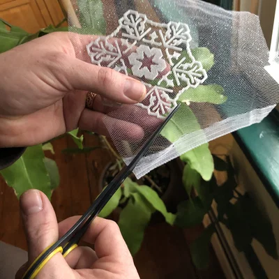 Ornament Bông Tuyết Kẹp Tulle Ở Giữa