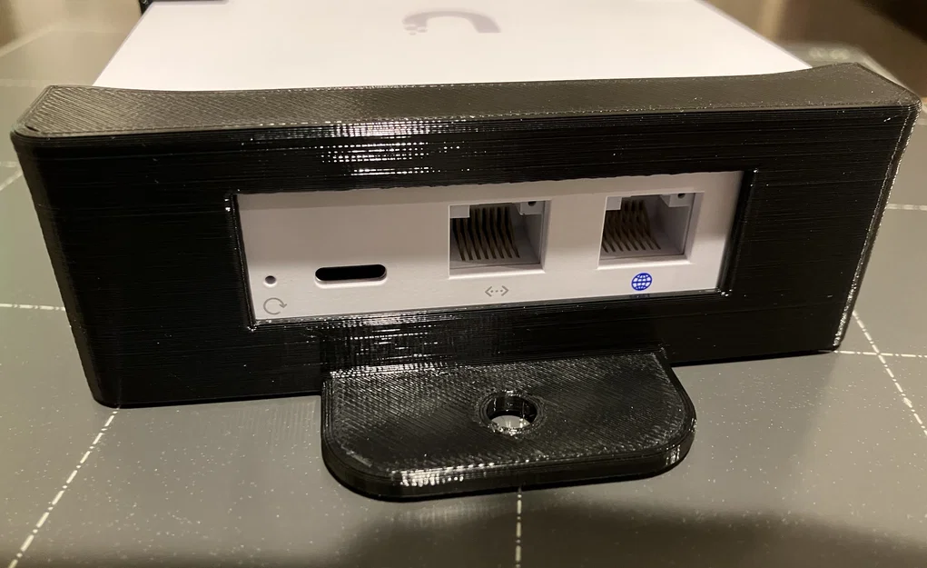 Giá đỡ UniFi Express cho Leviton Structured Media Cabinet (hoặc bắt tường) - Image 3