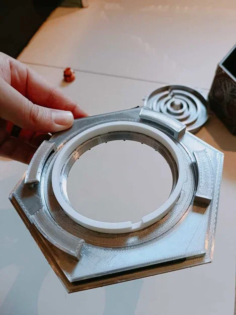 Hộp Giải Đố Khóa Mã Vòng Đồng Tâm Phong Cách Viking - Image 10