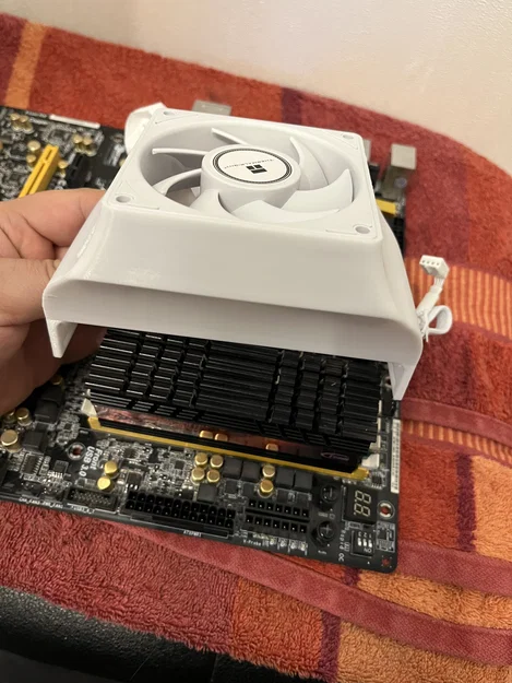 Ốp tản RAM / RAM Cooling Shroud / RAM Cooler (dùng quạt 80mm) - Image 2