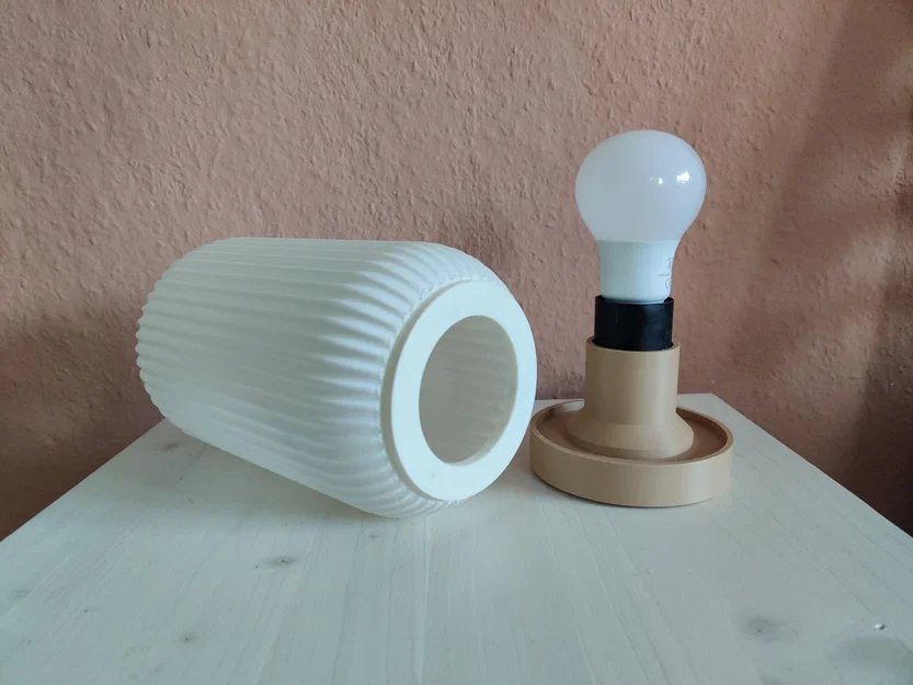 Đèn bàn đầu giường gân hiện đại (Modern Ribbed Night Stand Lamp) - Image 2