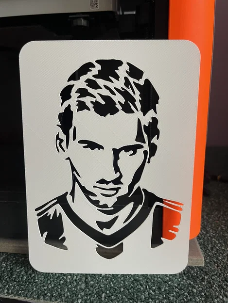 Lionel Messi - Template Stencil để vẽ và sơn - Image 1