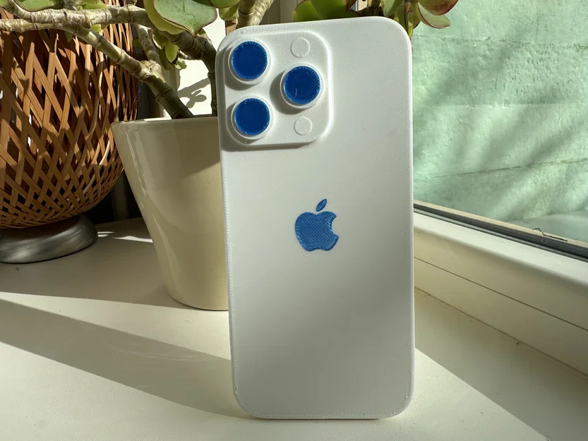 Mô hình 3D iPhone 16 Pro (tỉ lệ 1:1) - Image 1