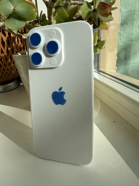 Mô hình 3D iPhone 16 Pro (tỉ lệ 1:1) - Image 2