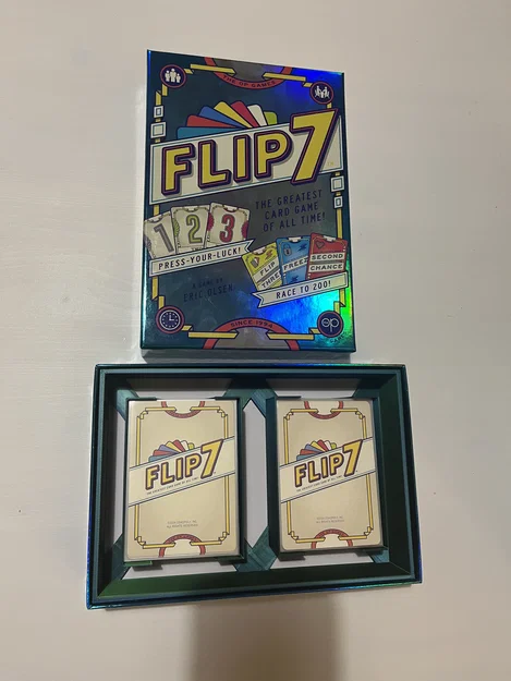 Khay 3D Đựng Bài Flip 7 Cho Thẻ Đã Bọc Sleeve Cực Gọn - Image 1