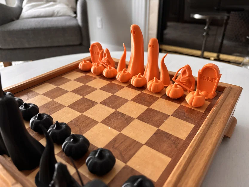 Bộ Cờ Vua Halloween Chess Set In 3D Độc Đáo - Image 1