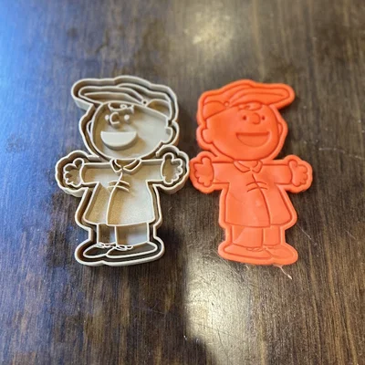 Khuôn cắt bánh quy Charlie Brown