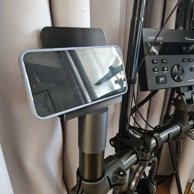Giá đỡ điện thoại và tablet tiện lợi cho bộ trống Roland