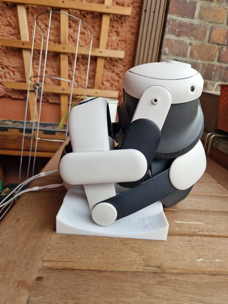 Quest 3 - Dock giữ controller cho BOBO VR S3pro - Image 4