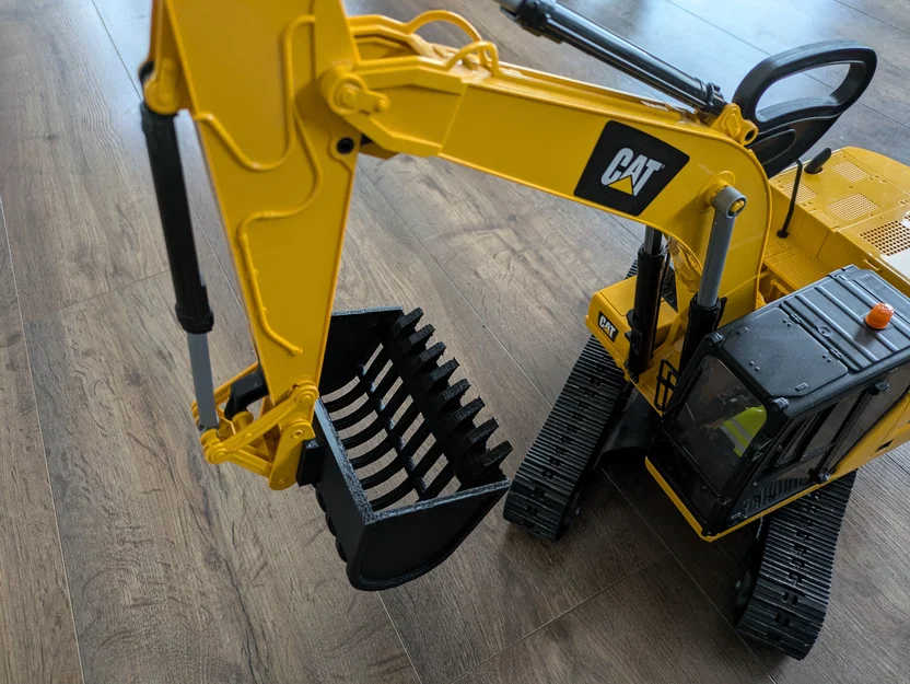 Gàu sàng extra-wide cho Bruder CAT Excavator (02483) - Image 1
