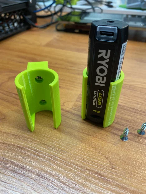 Giá đỡ pin Ryobi USB Lithium - Image 1