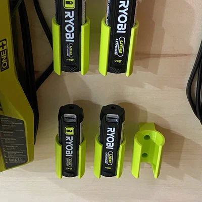 Giá đỡ pin Ryobi USB Lithium