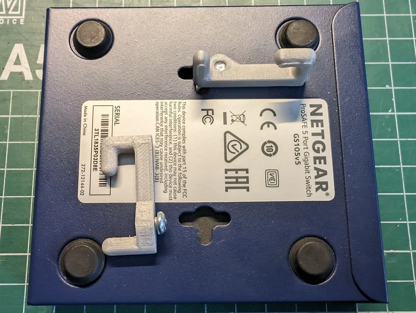 Bộ chuyển đổi Skadis từ 40mm sang 45mm (dùng cho Netgear GS105) - Image 1