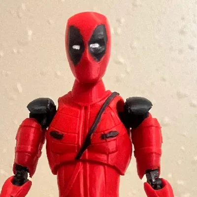 Mô hình Deadpool cử động linh hoạt